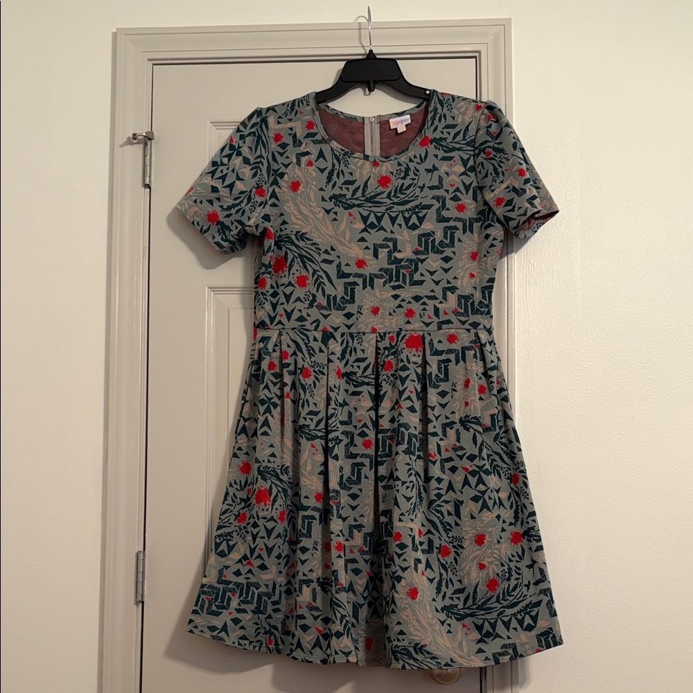 LuLaRoe Amelia